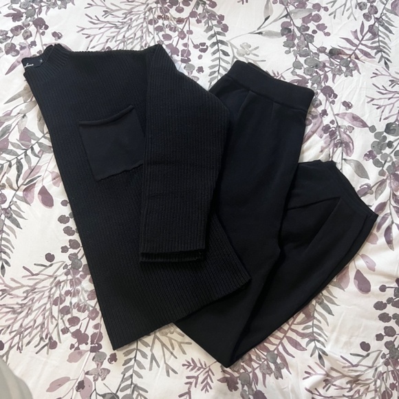 Sweater Two Piece Set - Picture 3 of 6